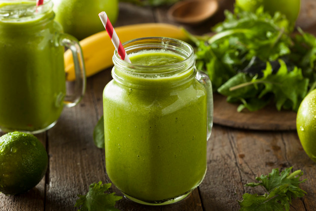 Grüner Banane-Rucola-Smoothie